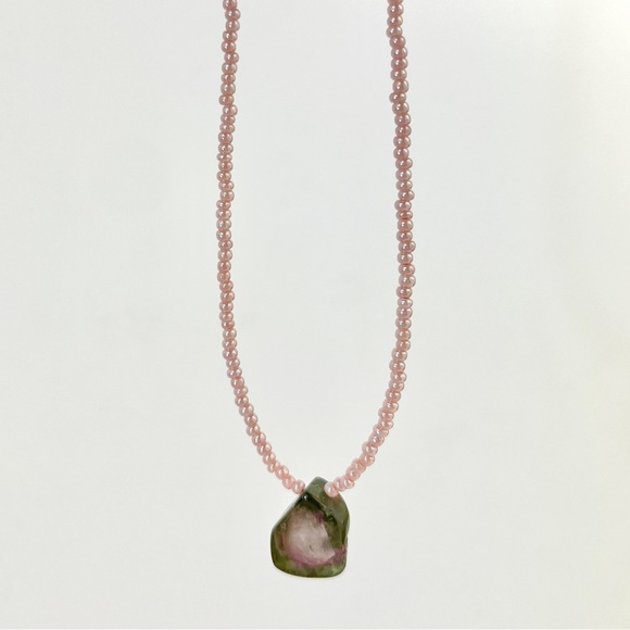Watermelon tourmaline pendant with seed beads - Picture 5 of 5